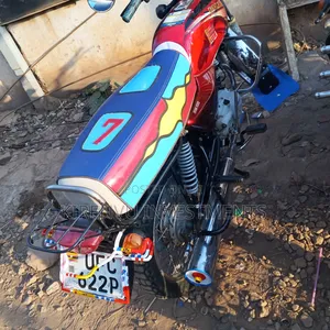 Bajaj Boxer 100 2018 Red