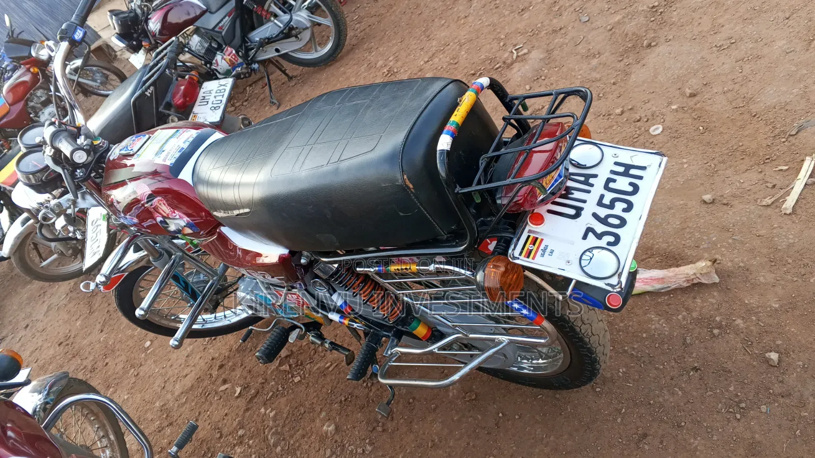 Bajaj Boxer 100 2025 Red