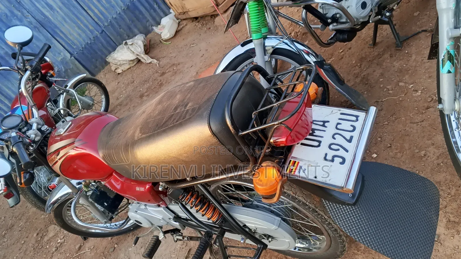 Bajaj Boxer 100 2021 Red