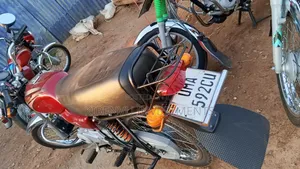 Bajaj Boxer 100 2021 Red