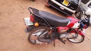 Bajaj CT 125X 2023 Red
