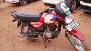 Bajaj CT 125X 2023 Red