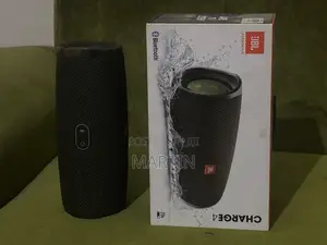 JBL Charge 4 Bluetooth Speaker