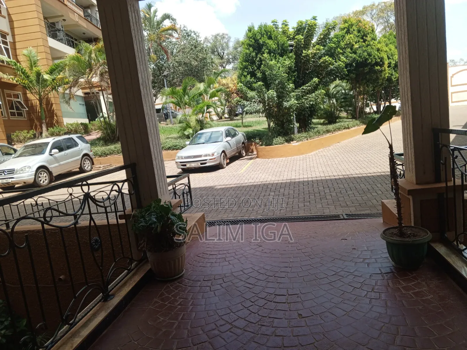 Office Building on Rent