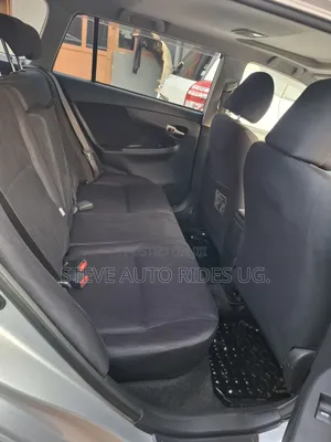Toyota Corolla Fielder 2010 Silver