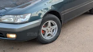 Toyota Premio 2002 Green