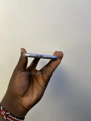 Apple iPhone 11 64 GB Purple