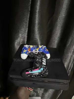 Play Station