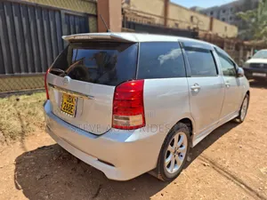 Toyota Wish 2006 Silver