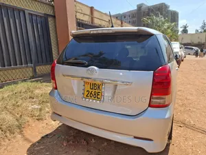 Toyota Wish 2006 Silver