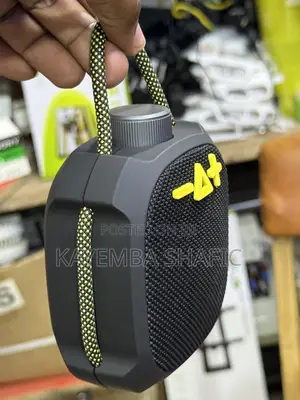 Xo F77 Portable Outdoor Waterproof Bluetooth Speaker