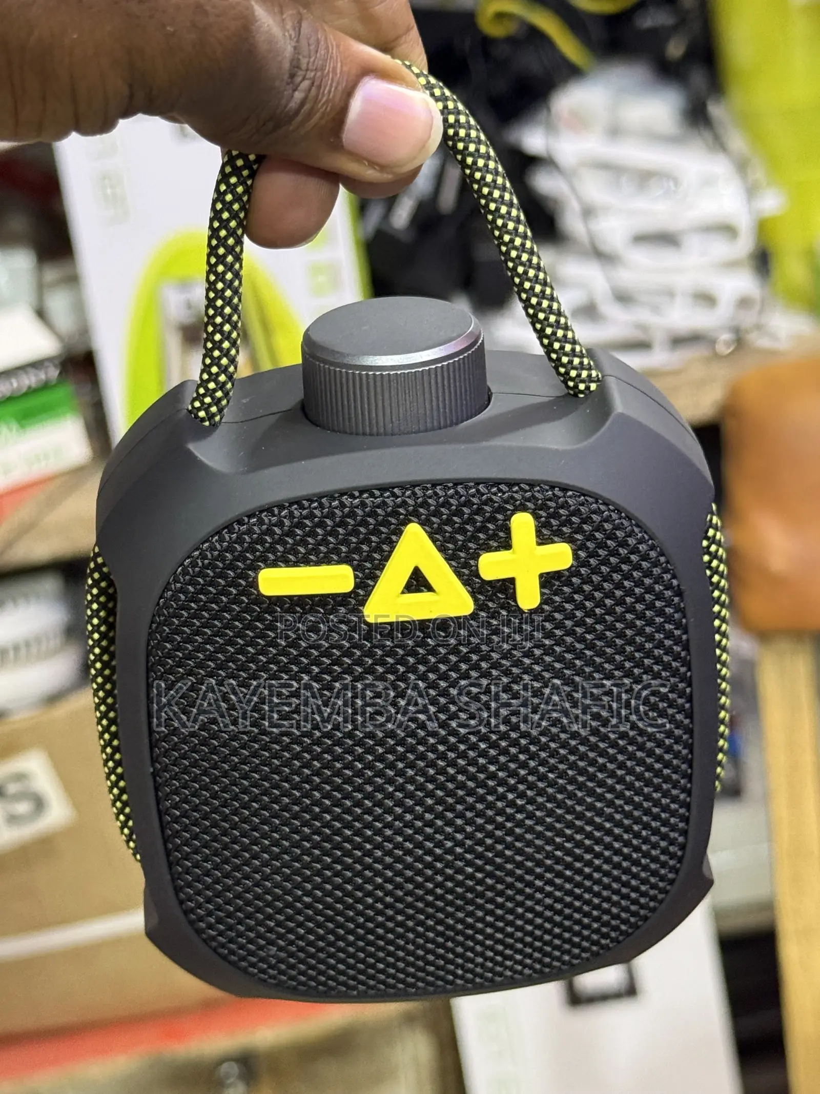Xo F77 Portable Outdoor Waterproof Bluetooth Speaker