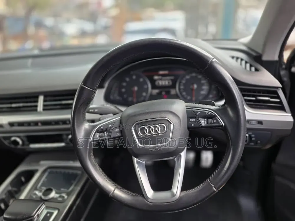 Audi Q7 2018 Black