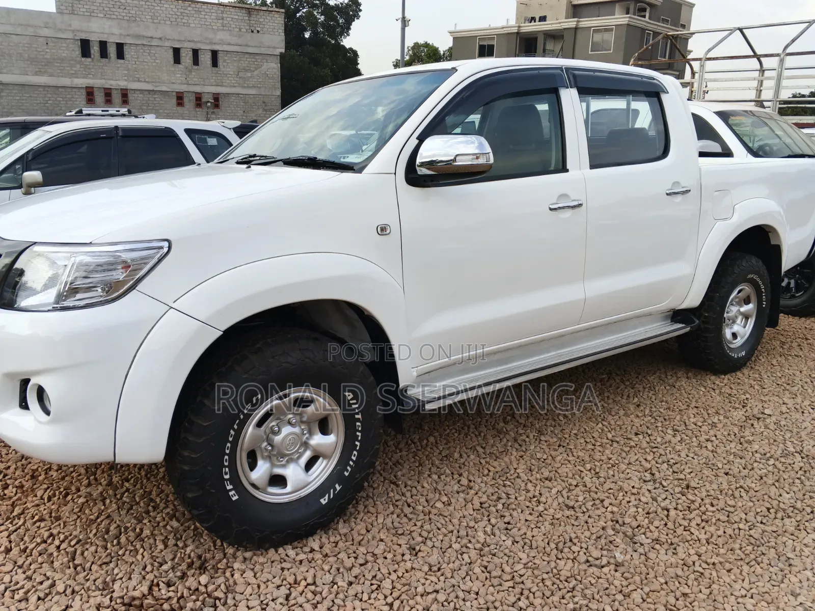 Toyota Hilux 2014 White