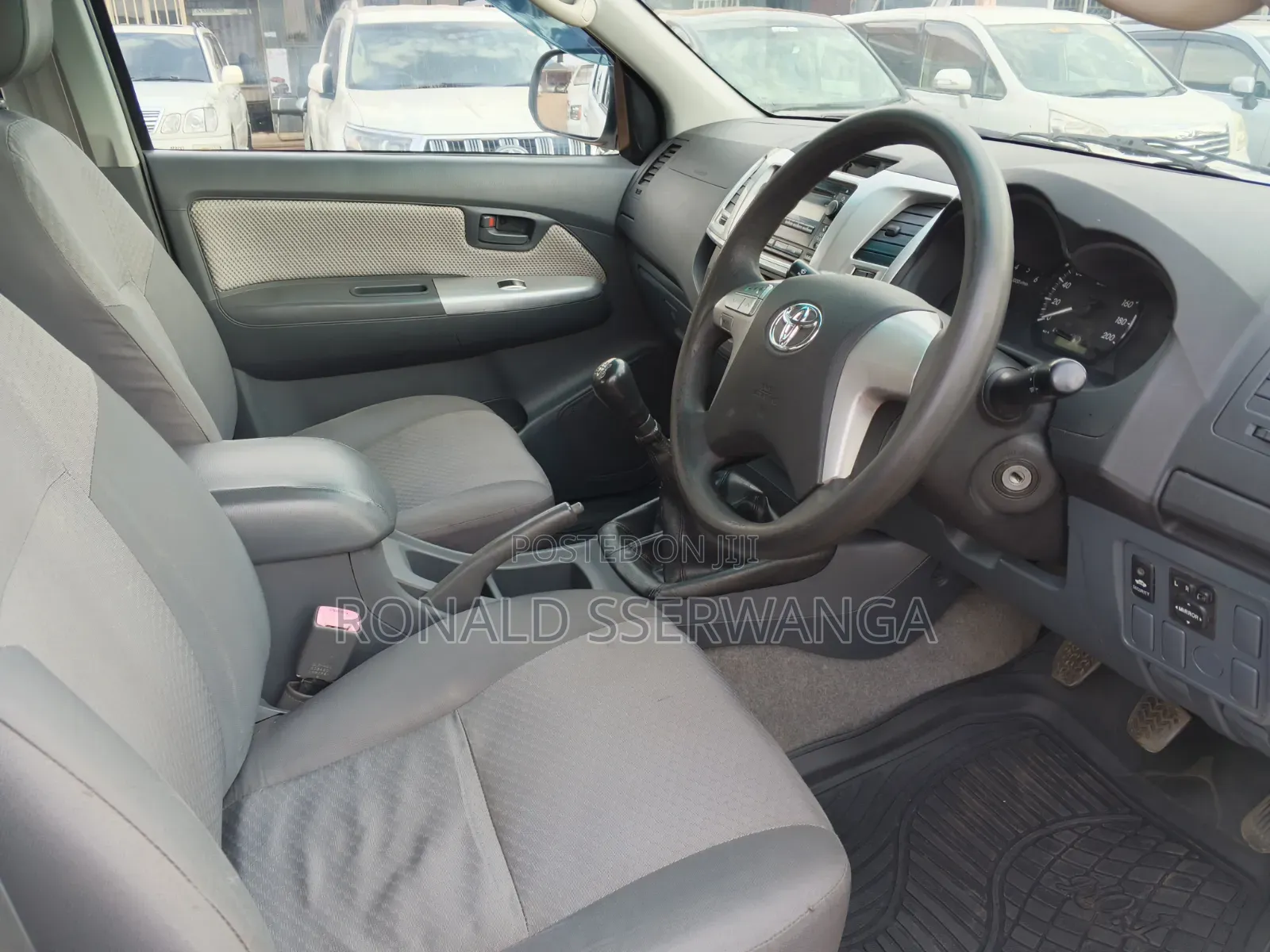 Toyota Hilux 2014 White