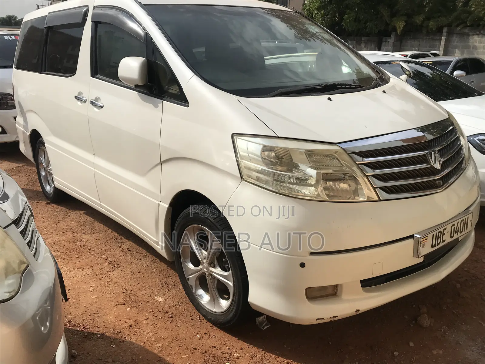 Toyota Alphard 2006 White