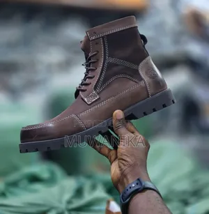 Timberland-Brown Rugged Leather Boots Featuring Study Traction Sole