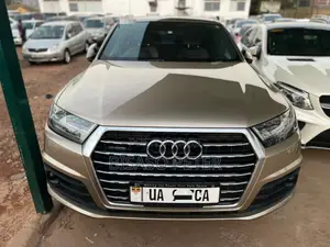 Audi Q7 2018 Gold