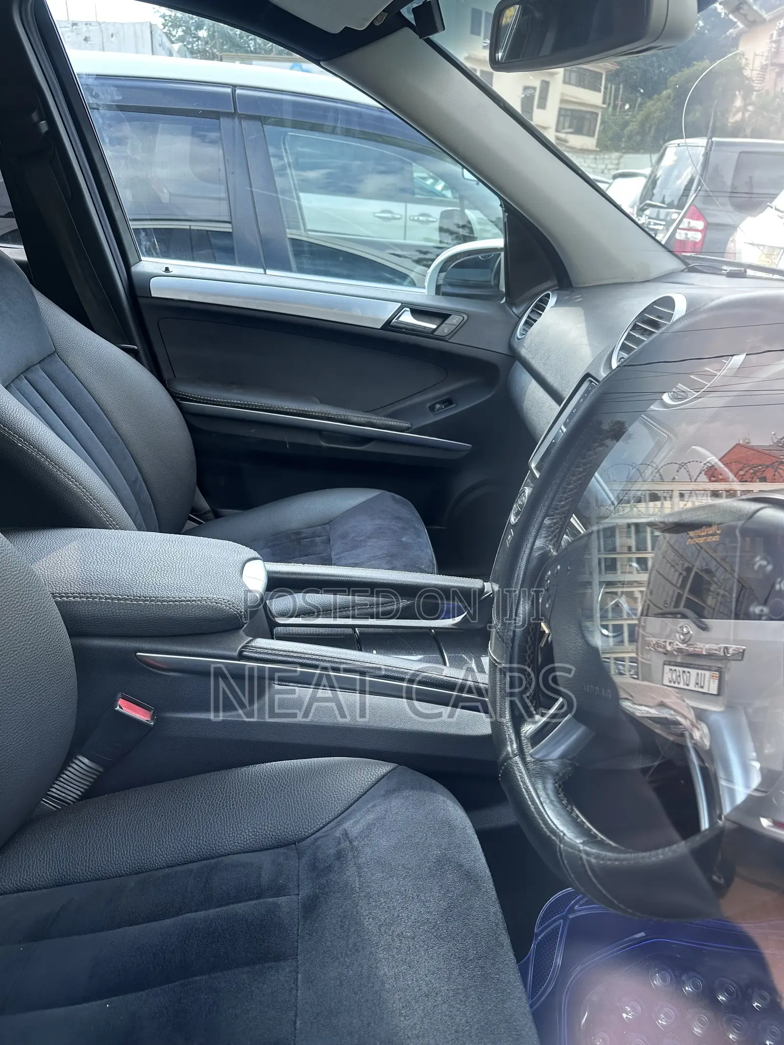 Mercedes-Benz M Class 2010 White