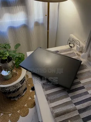 Laptop MSI Katana GF66 16GB Intel Core i7 SSD 1T