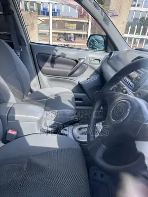 Toyota RAV4 2005 White