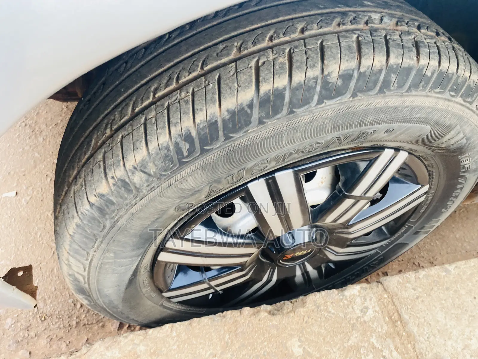 Toyota IST 2005 Silver