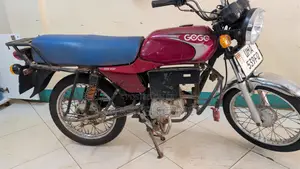 Motorcycle 2023 Red