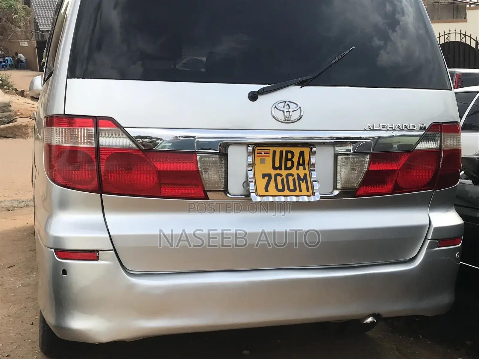 Toyota Alphard 2006 Silver