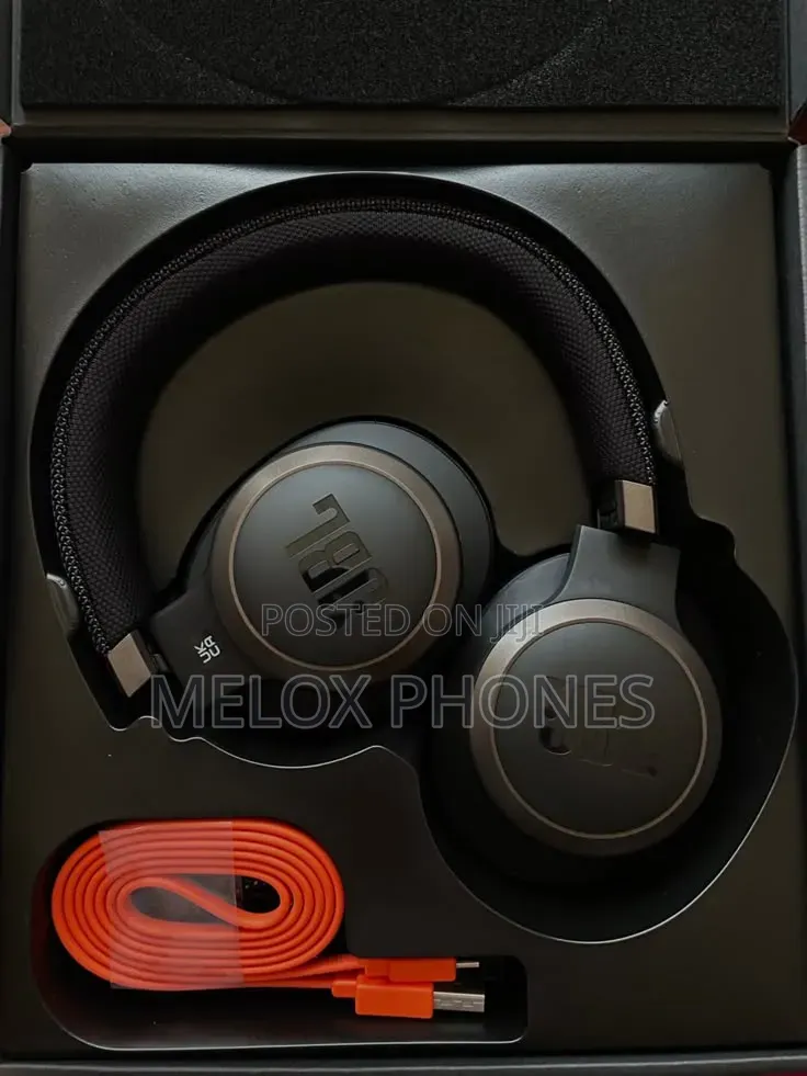JBL Tune 760nc