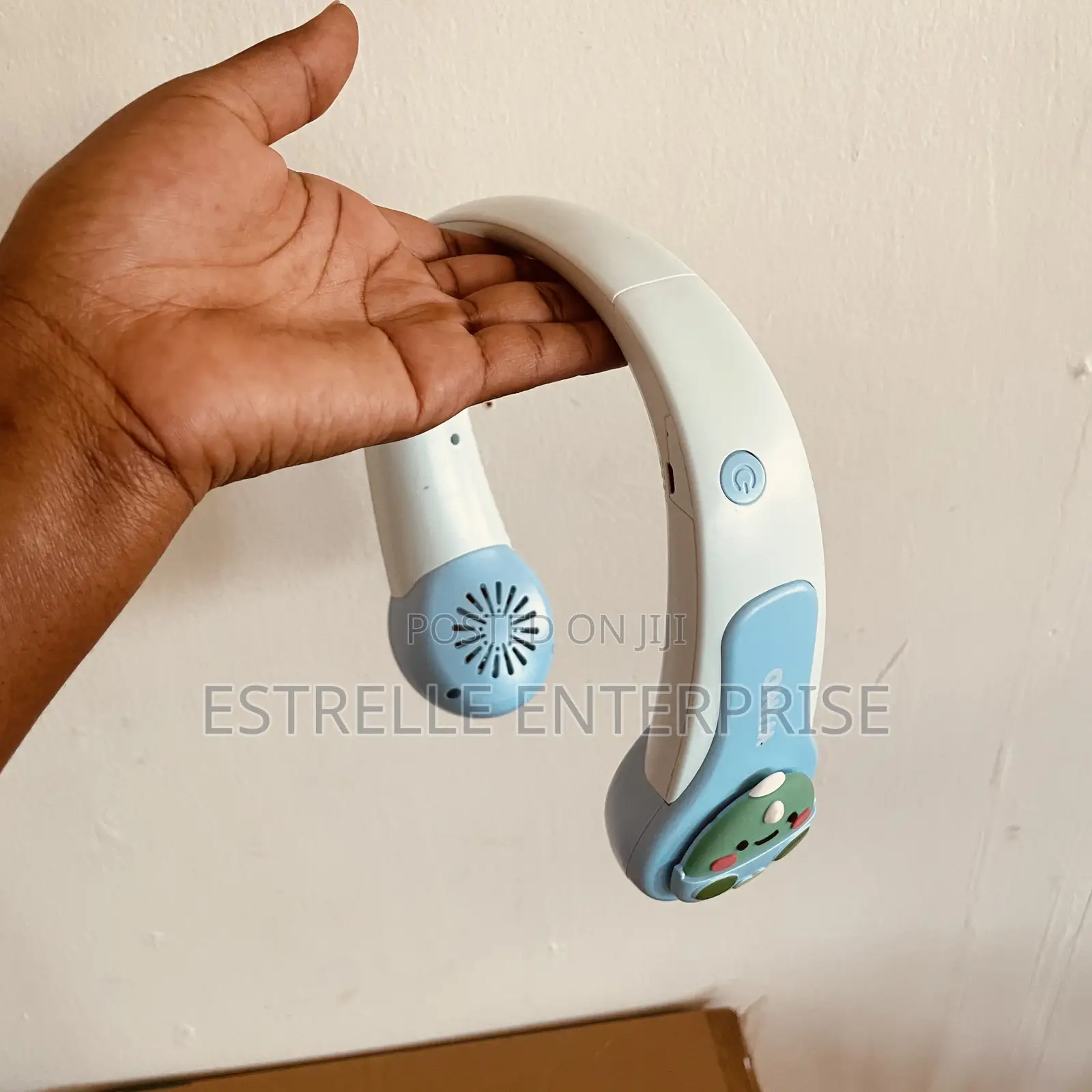 Rechargeable Hanging Neck Fan