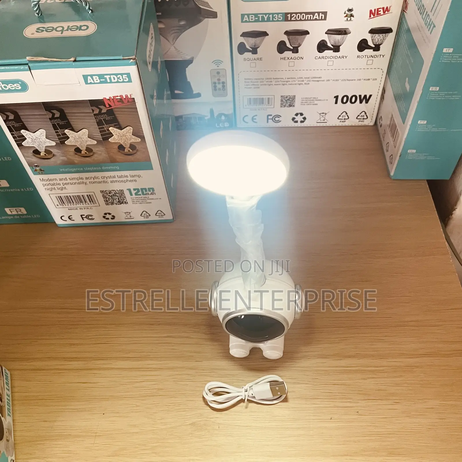 Rechargeable Astronaut Led Table Lamp