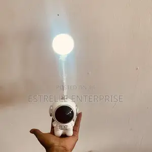 Rechargeable Astronaut Led Table Lamp