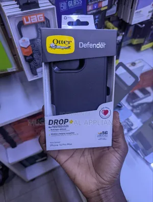 iPhone 16 Pro Max Defender Back Case