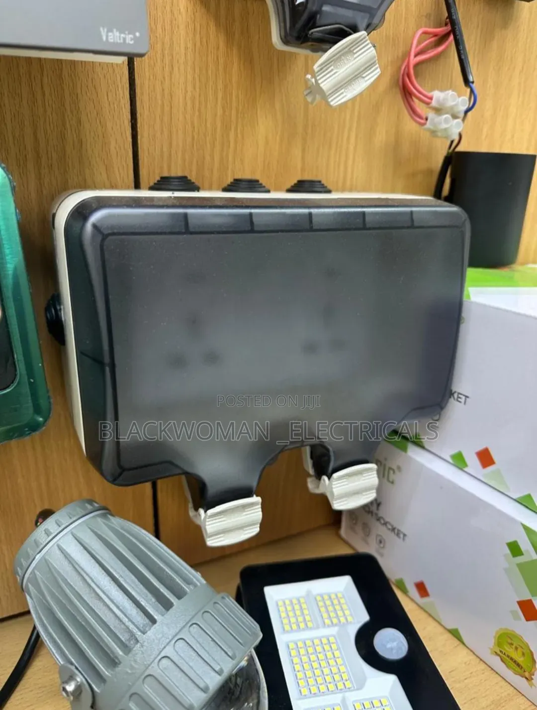 Outdoor Waterproof Socket (Premium Quality)