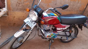 Bajaj Boxer 100 2018 Red