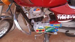 Bajaj Boxer 100 2018 Red