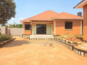 3bdrm House in Bulenga, Central Division for sale