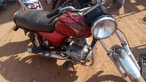 Bajaj Boxer 100 2018 Red