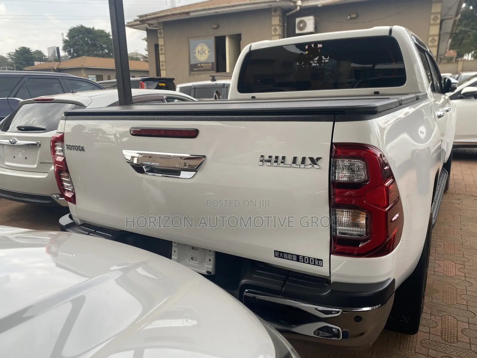 Toyota Hilux 2021 White