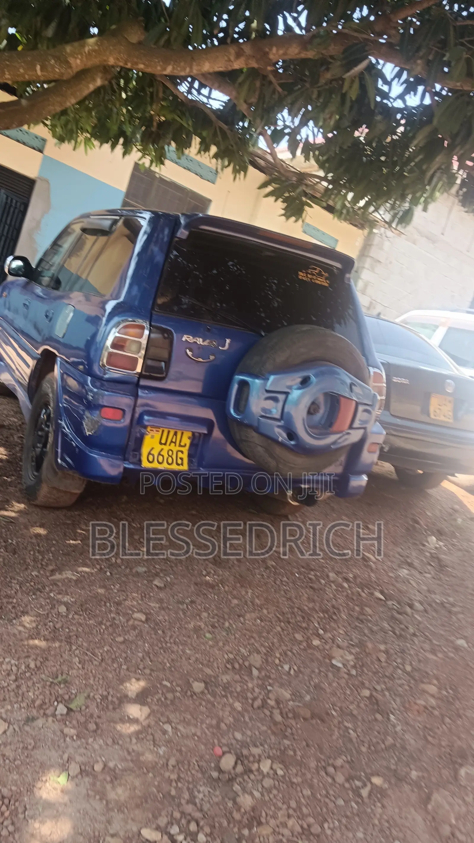 Toyota RAV4 1997 Blue