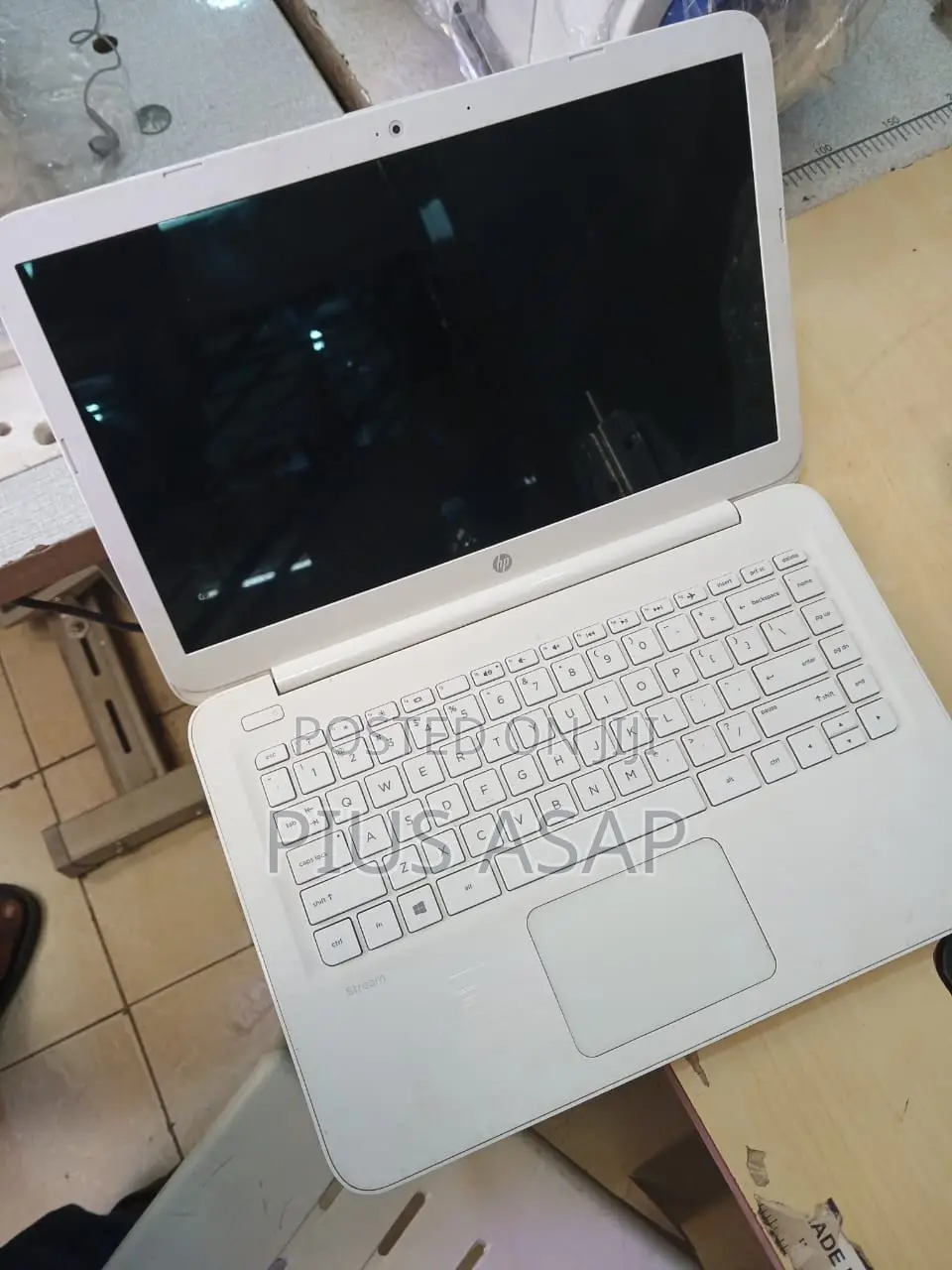 Laptop HP Stream Laptop 4GB Intel Celeron HDD 250GB