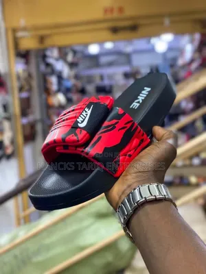 Nike Adjustable Graphic Slides