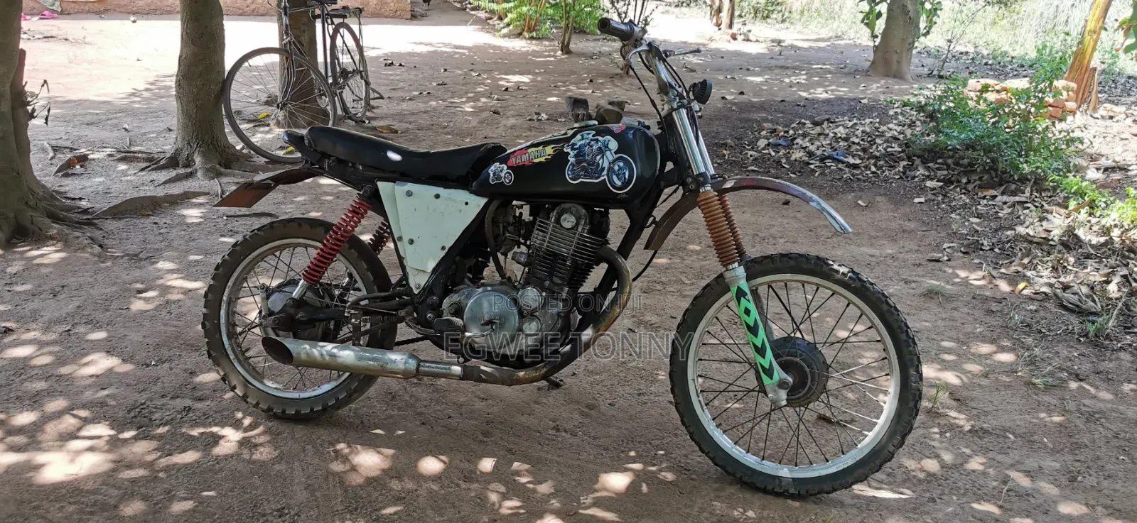 Yamaha 2004 Black