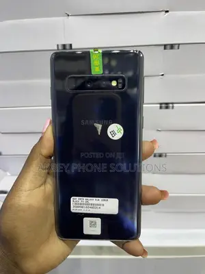 Samsung Galaxy S10 128 GB Black