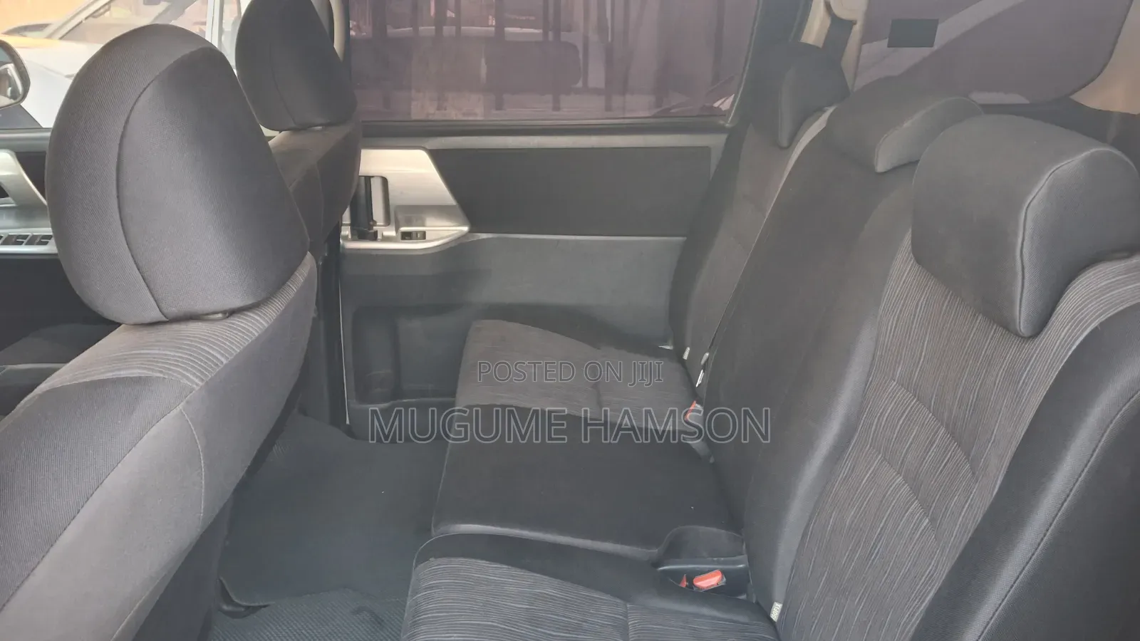 Toyota Noah 2011 White