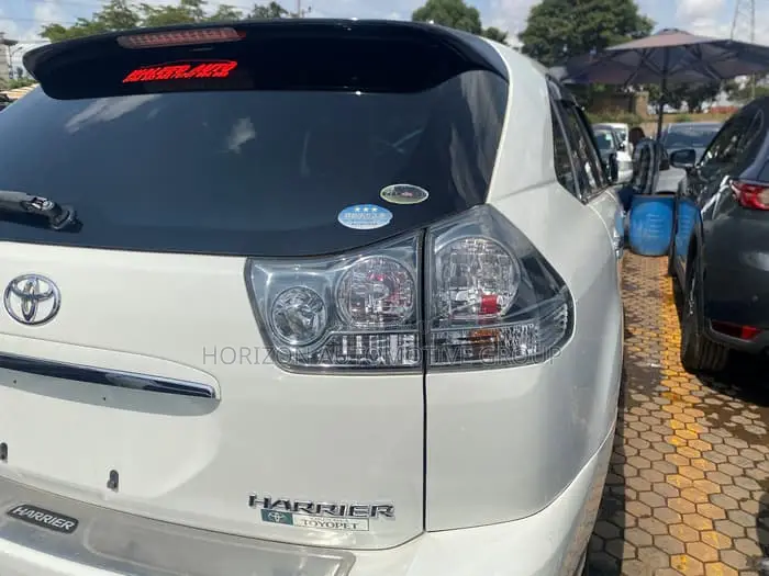 Toyota Harrier 2013 White