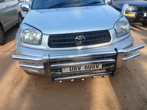 Toyota RAV4 Automatic 2000 Silver