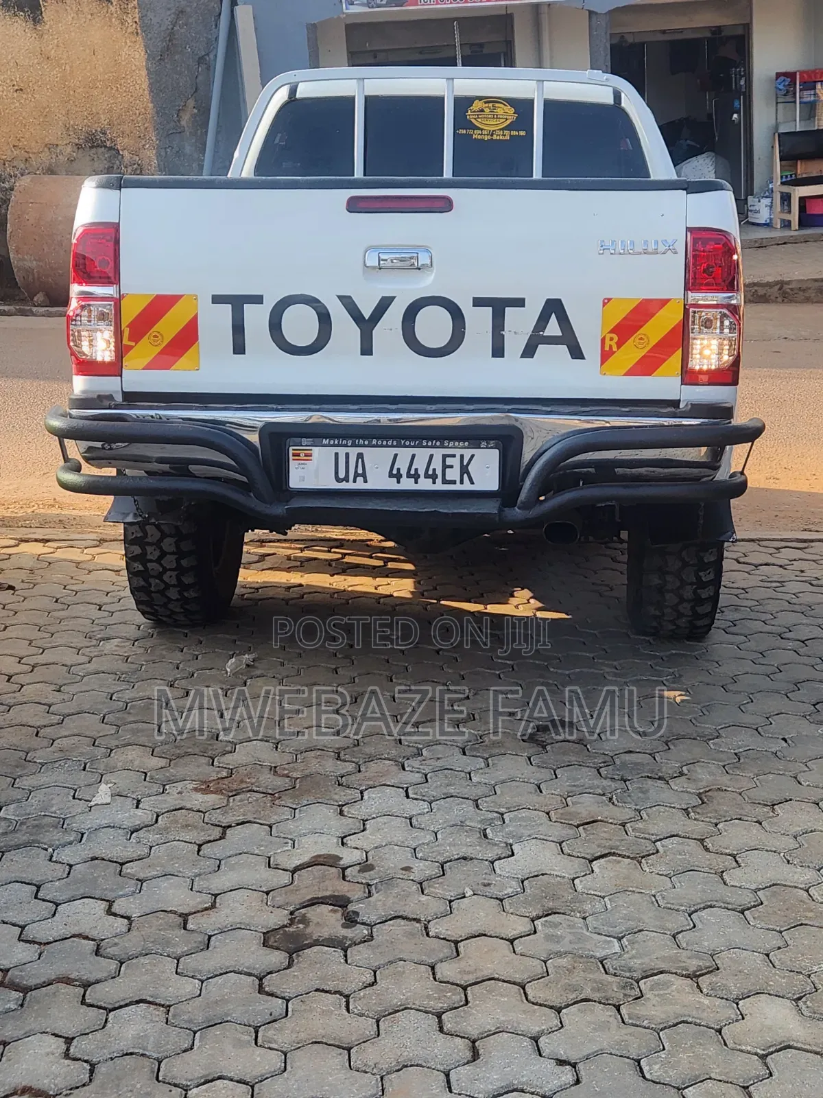 Toyota Hilux 2017 White