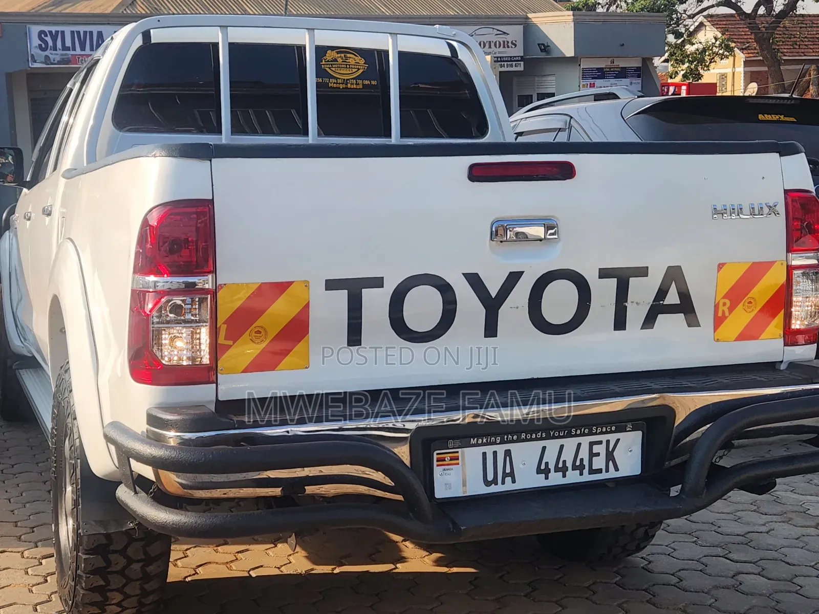 Toyota Hilux 2017 White