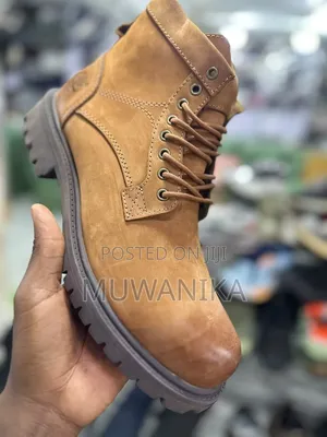 Men's -Timberland Brown Colour -Upper Leather Rubber Outsole